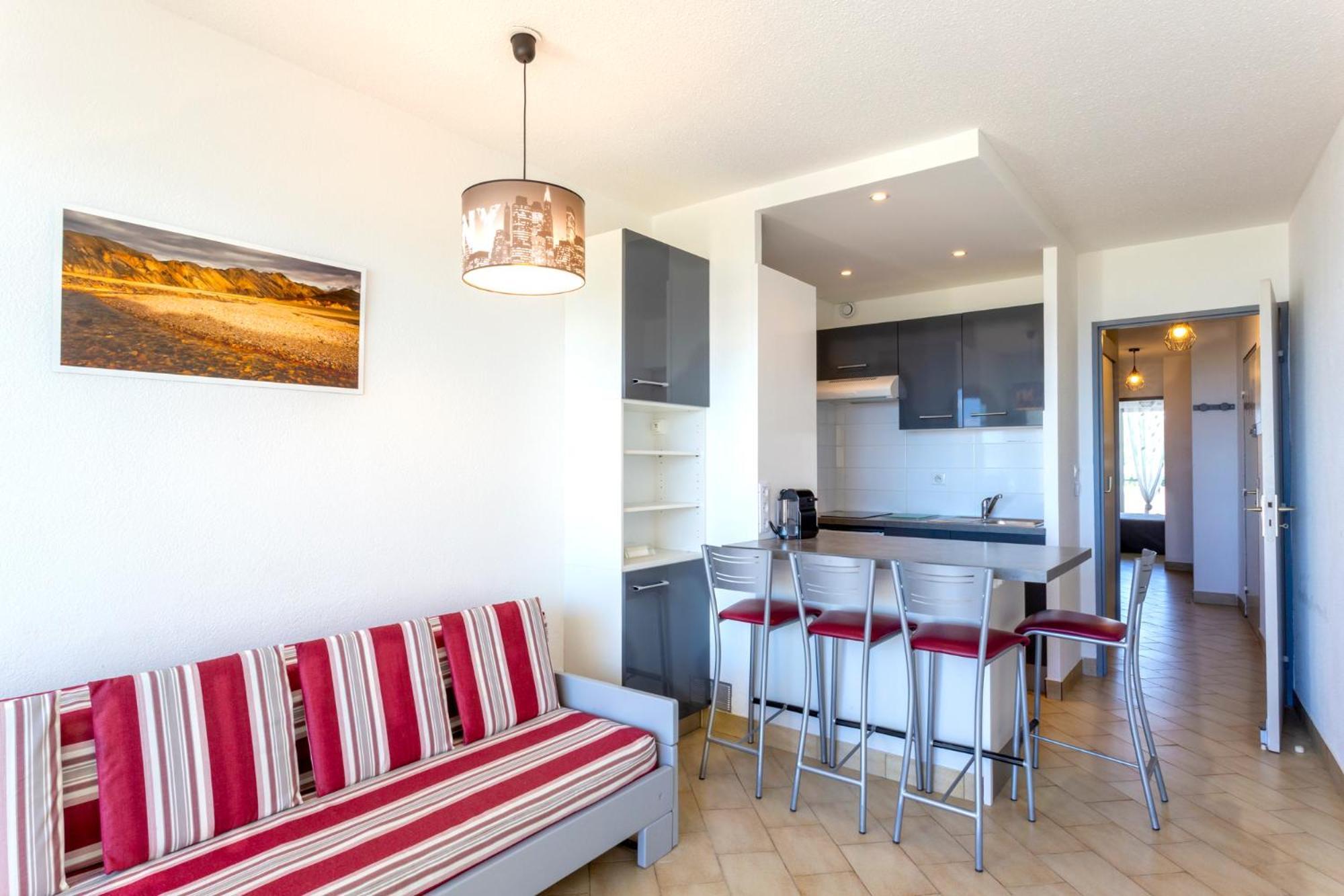 Chez Fabienne - Superbe Appartement Avec Vue Sur La Mer Et Parking La Grande Motte Bagian luar foto